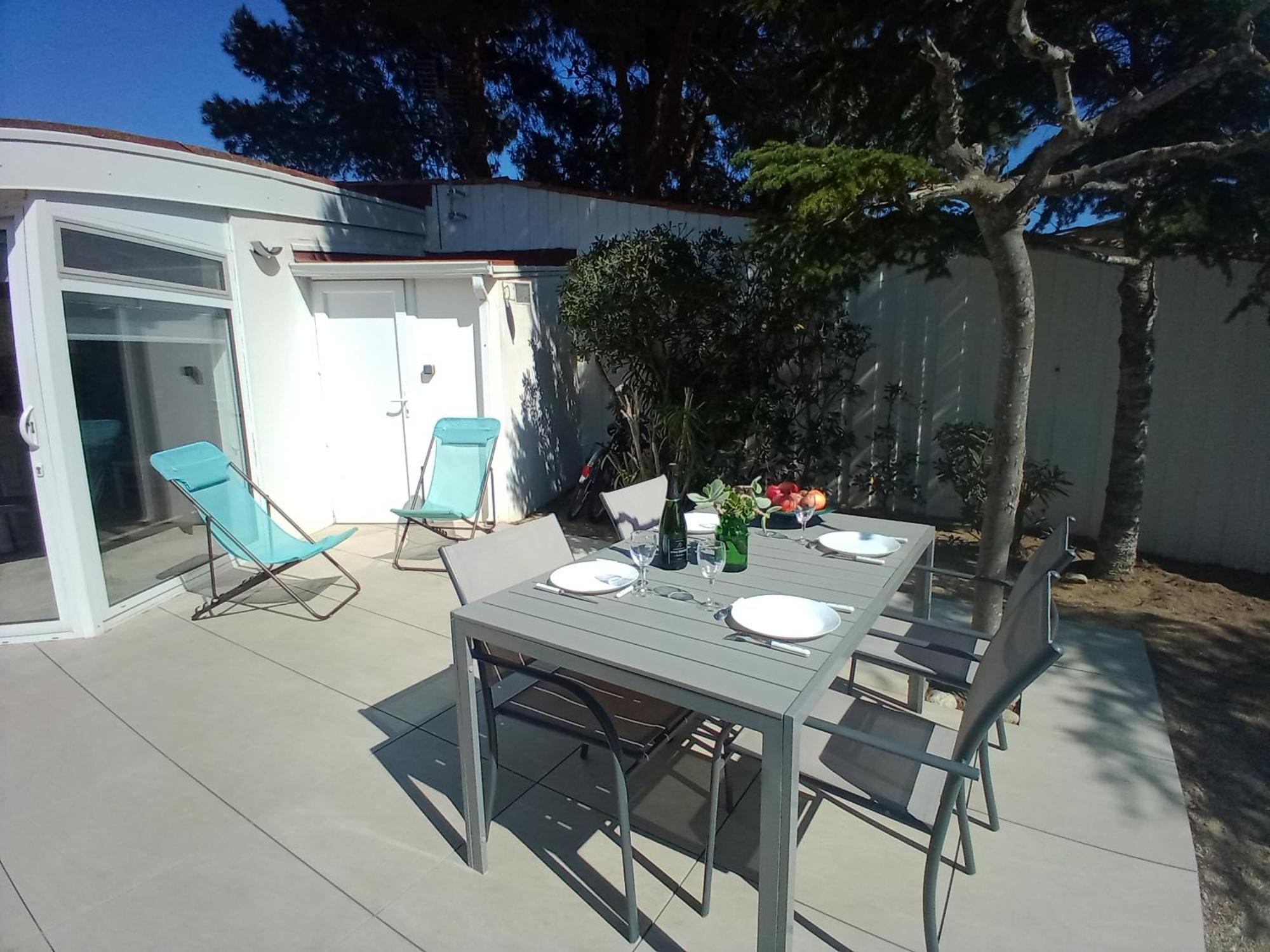 Maison Jardin Wifi - Climatisation - 100 M Plage Sauvage - 20 Min Perpignan Torreilles Esterno foto